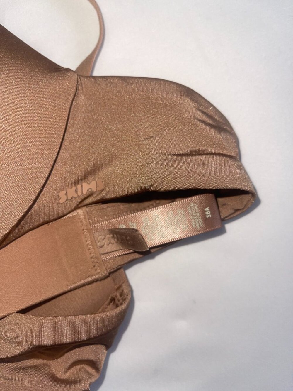 SKIMS - T-Shirt Demi Bra - NWOT - Wireless Bra - 36A Nude Sienna Ochre - Picture 5 of 5